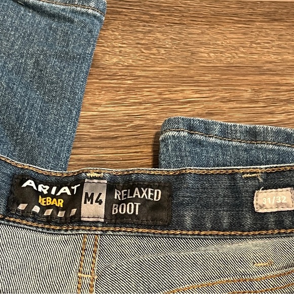 ARIAT Rebar M4 Jeans Mens Size 31 X 32 Relaxed Boot Fit Embroidered Pockets - Picture 6 of 12